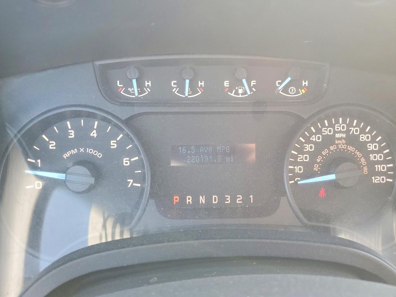 2012 Ford F150 White vin: 1FTNF1CF1CKD40003