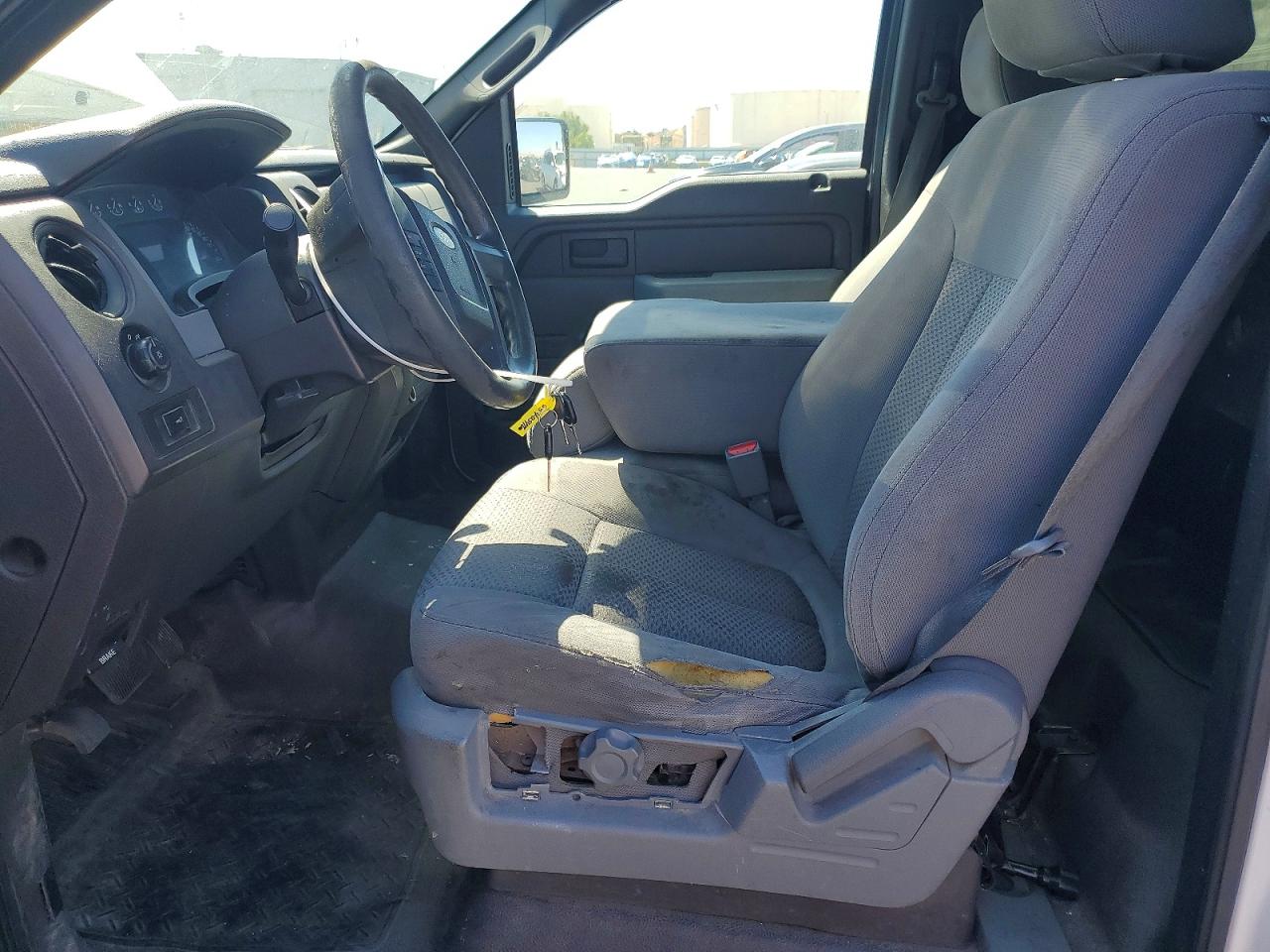 2012 Ford F150 White vin: 1FTNF1CF1CKD40003