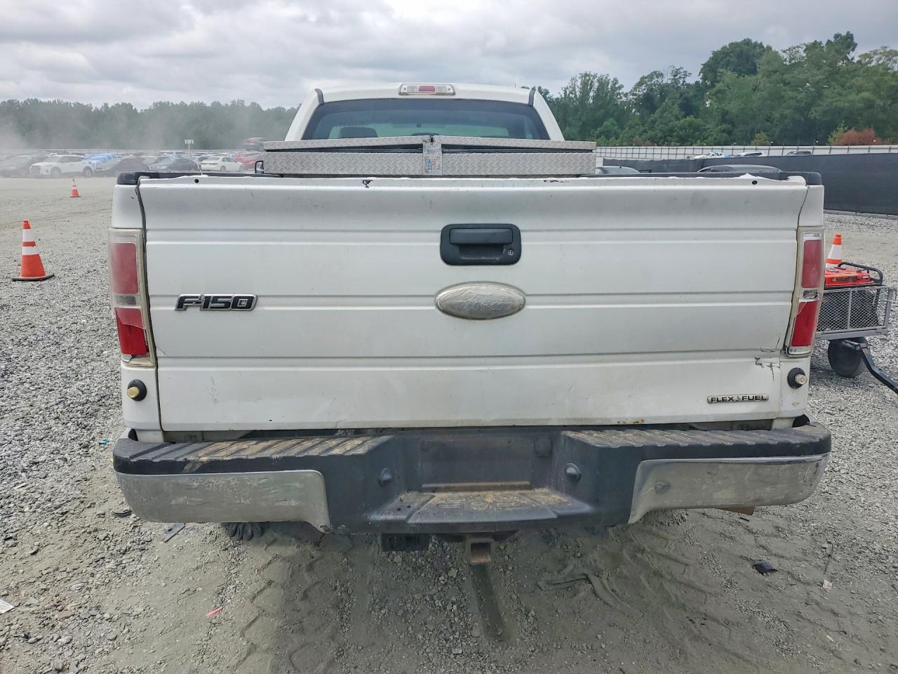 2012 Ford F150 White vin: 1FTNF1CF1CKD58940