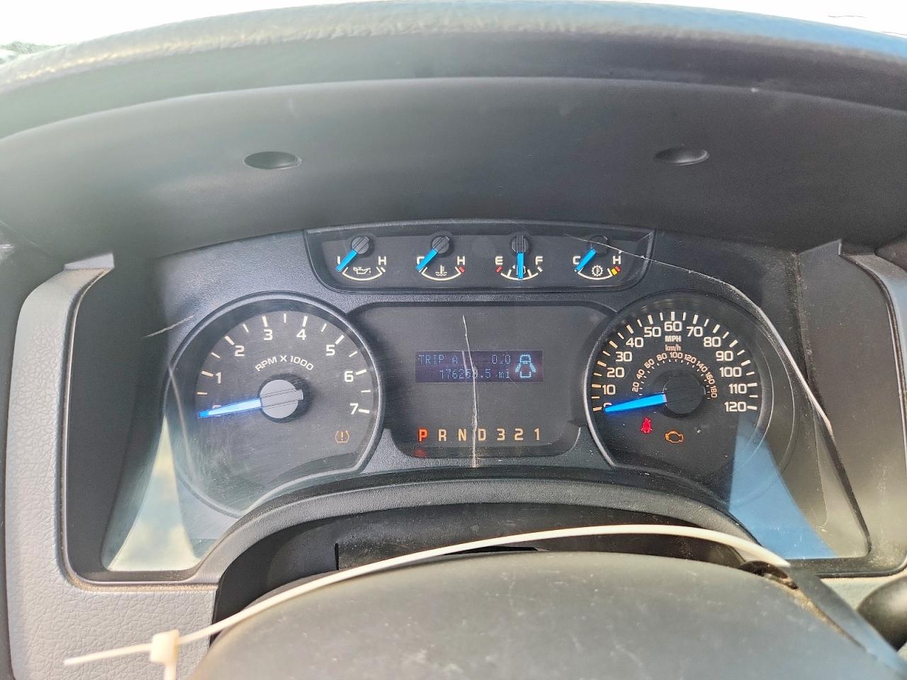 2014 Ford F150 White vin: 1FTNF1CF1EKE28035