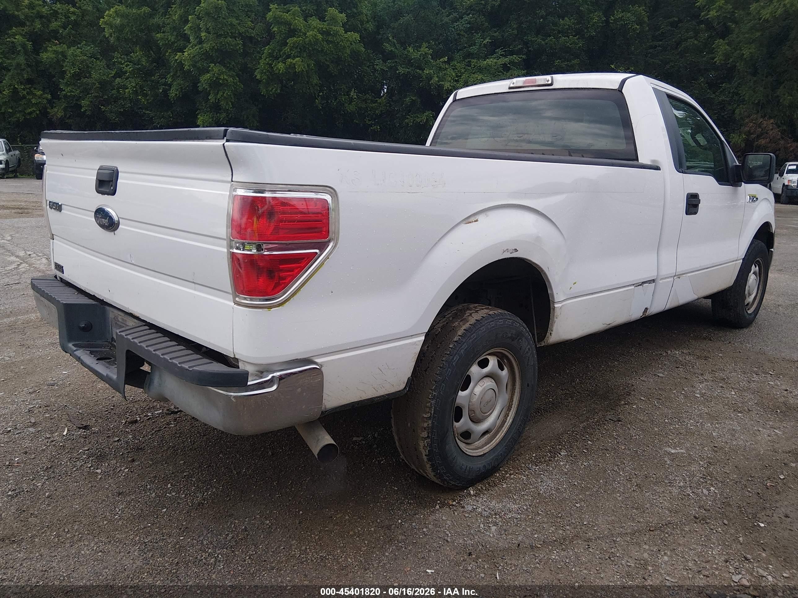 2011 Ford F-150 Xl White vin: 1FTNF1CF2BKD67886