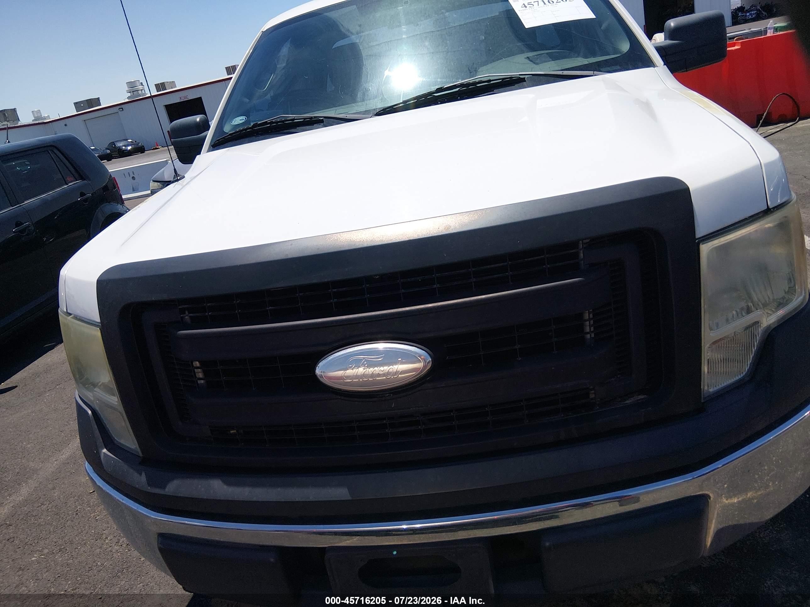 2013 Ford F-150 Xl White vin: 1FTNF1CF2DKF79965