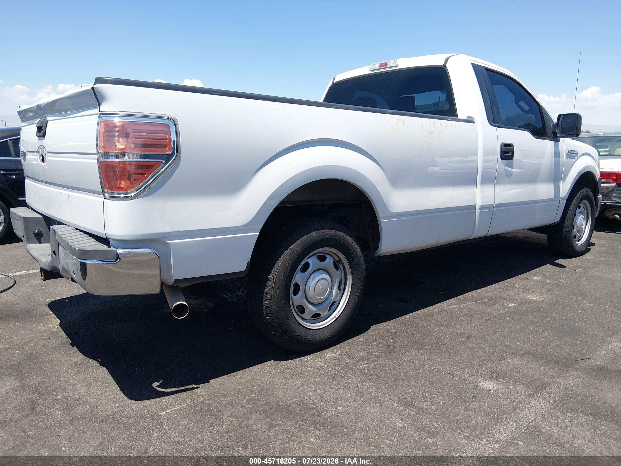 2013 Ford F-150 Xl White vin: 1FTNF1CF2DKF79965