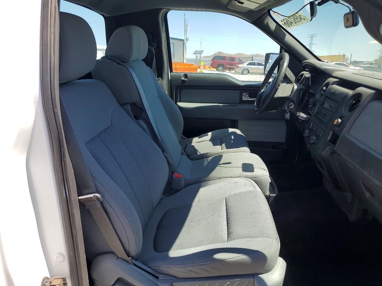 2014 Ford F150 White vin: 1FTNF1CF2EKD16361