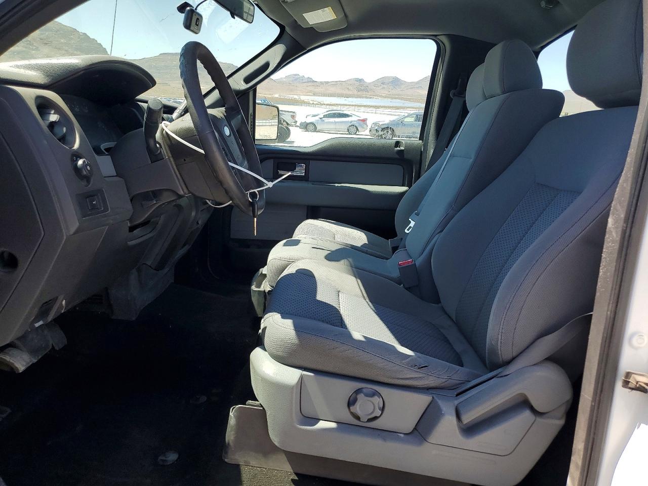 2014 Ford F150 White vin: 1FTNF1CF2EKD16361