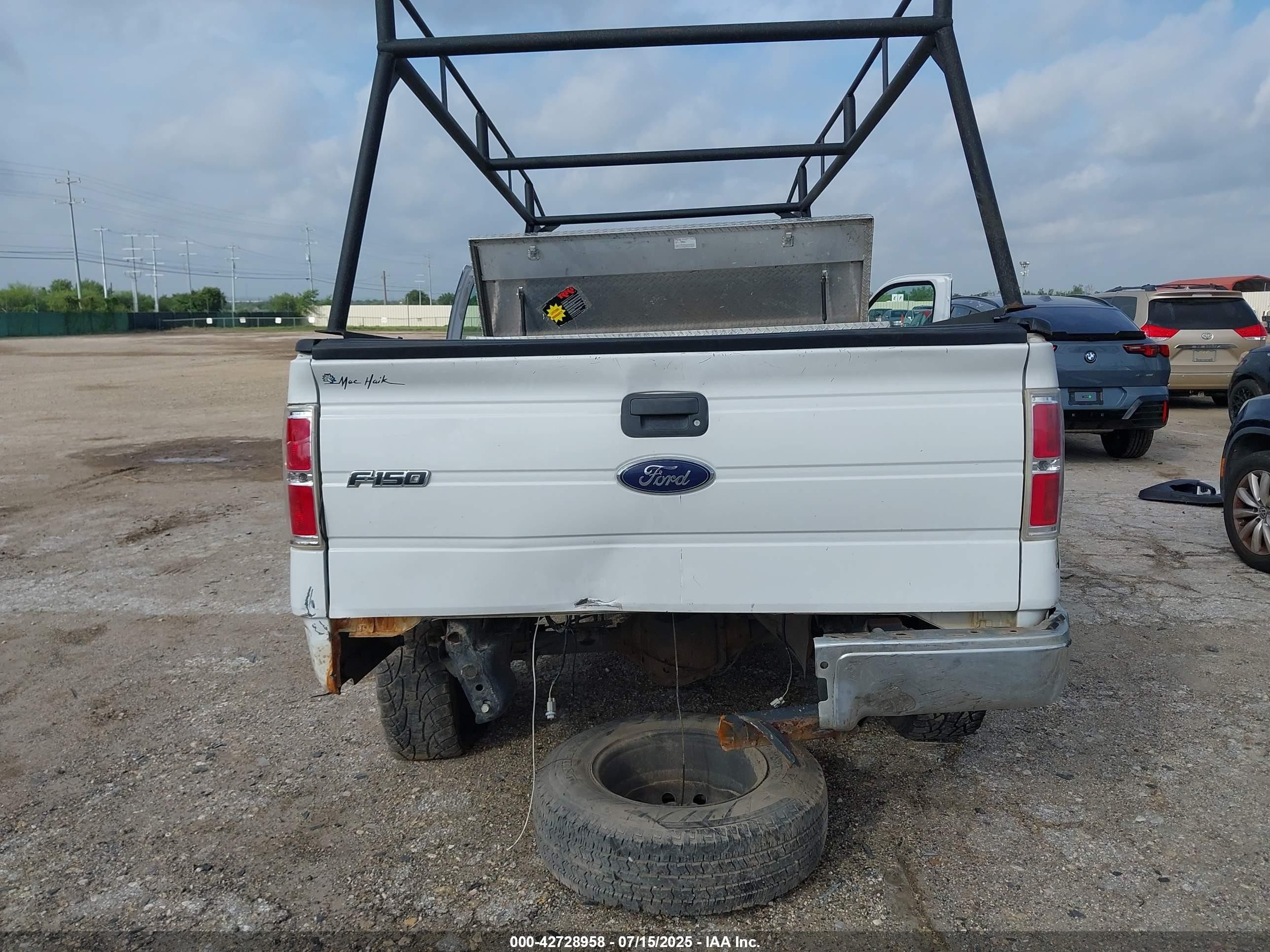 2014 Ford F-150 Xl White vin: 1FTNF1CF2EKF36731