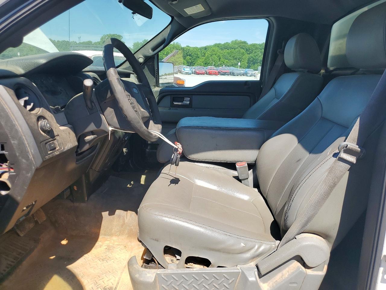 2014 Ford F150 White vin: 1FTNF1CF2EKF50631