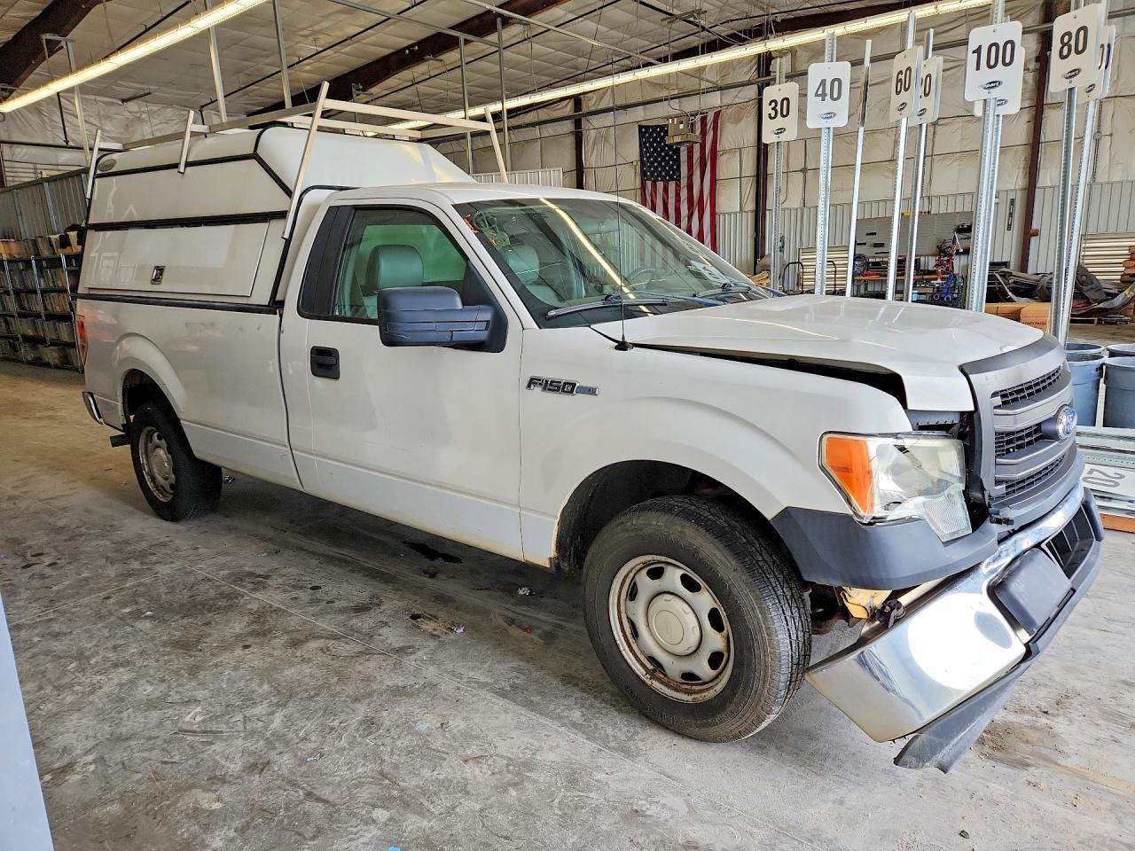 2014 Ford F150 White vin: 1FTNF1CF2EKF50631