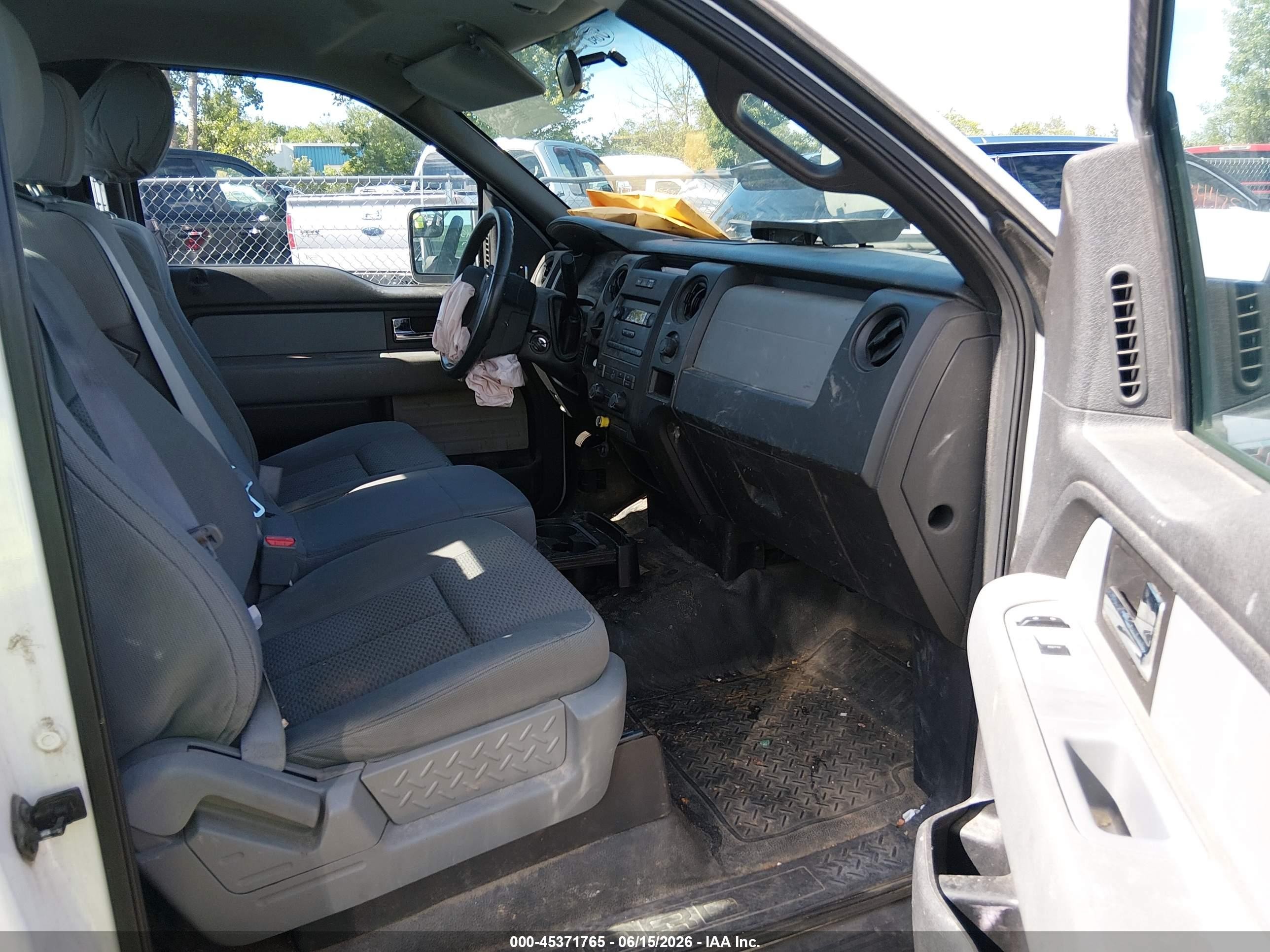 2014 Ford F-150 Xl White vin: 1FTNF1CF3EKD83938