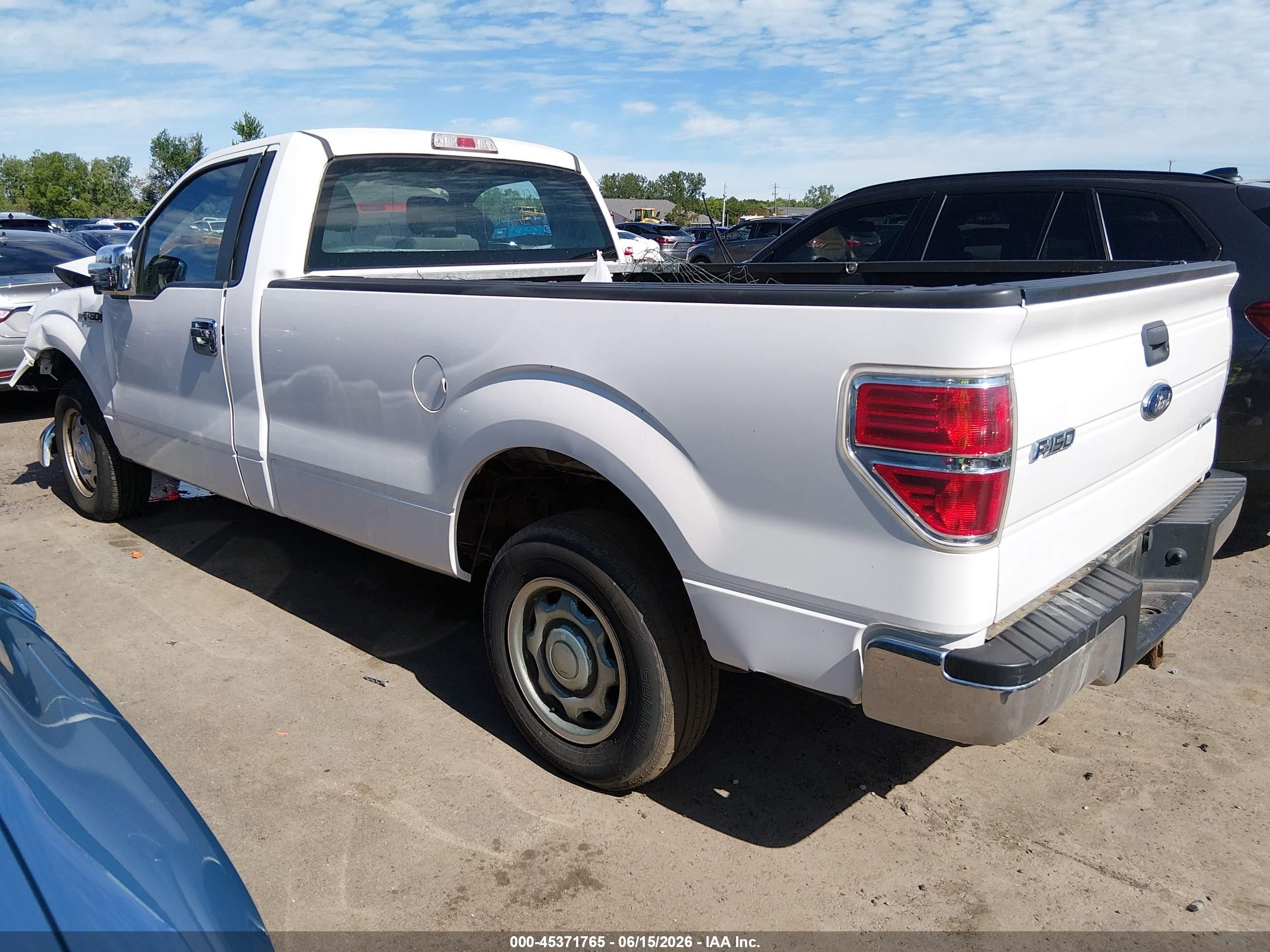 2014 Ford F-150 Xl White vin: 1FTNF1CF3EKD83938