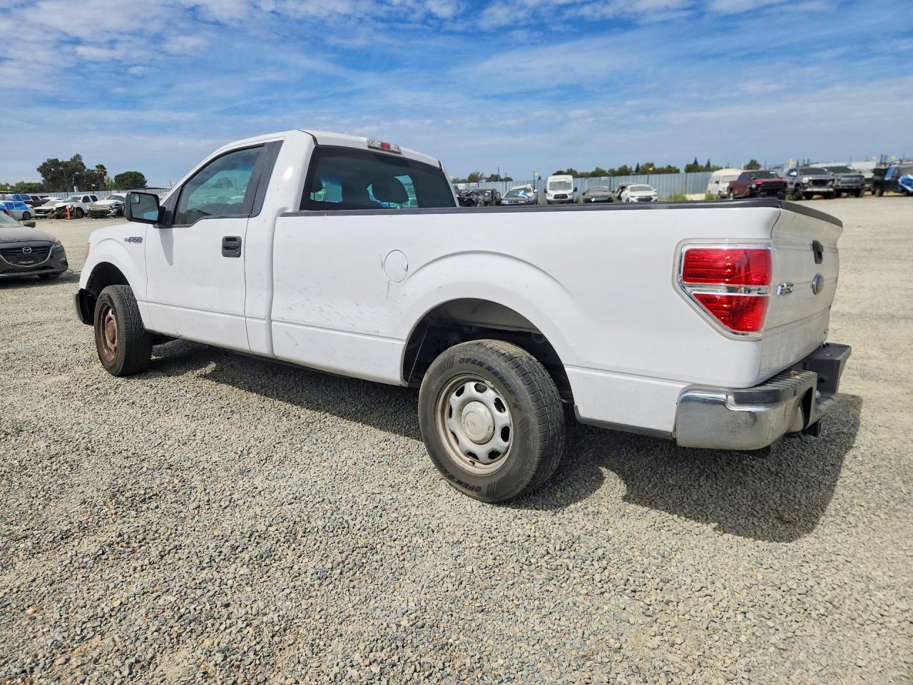 2014 Ford F150 White vin: 1FTNF1CF3EKD84796