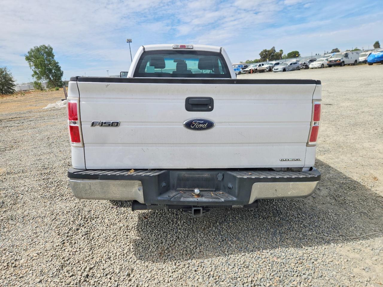 2014 Ford F150 White vin: 1FTNF1CF3EKD84796