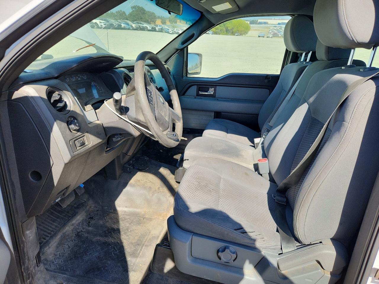 2014 Ford F150 White vin: 1FTNF1CF3EKD84796