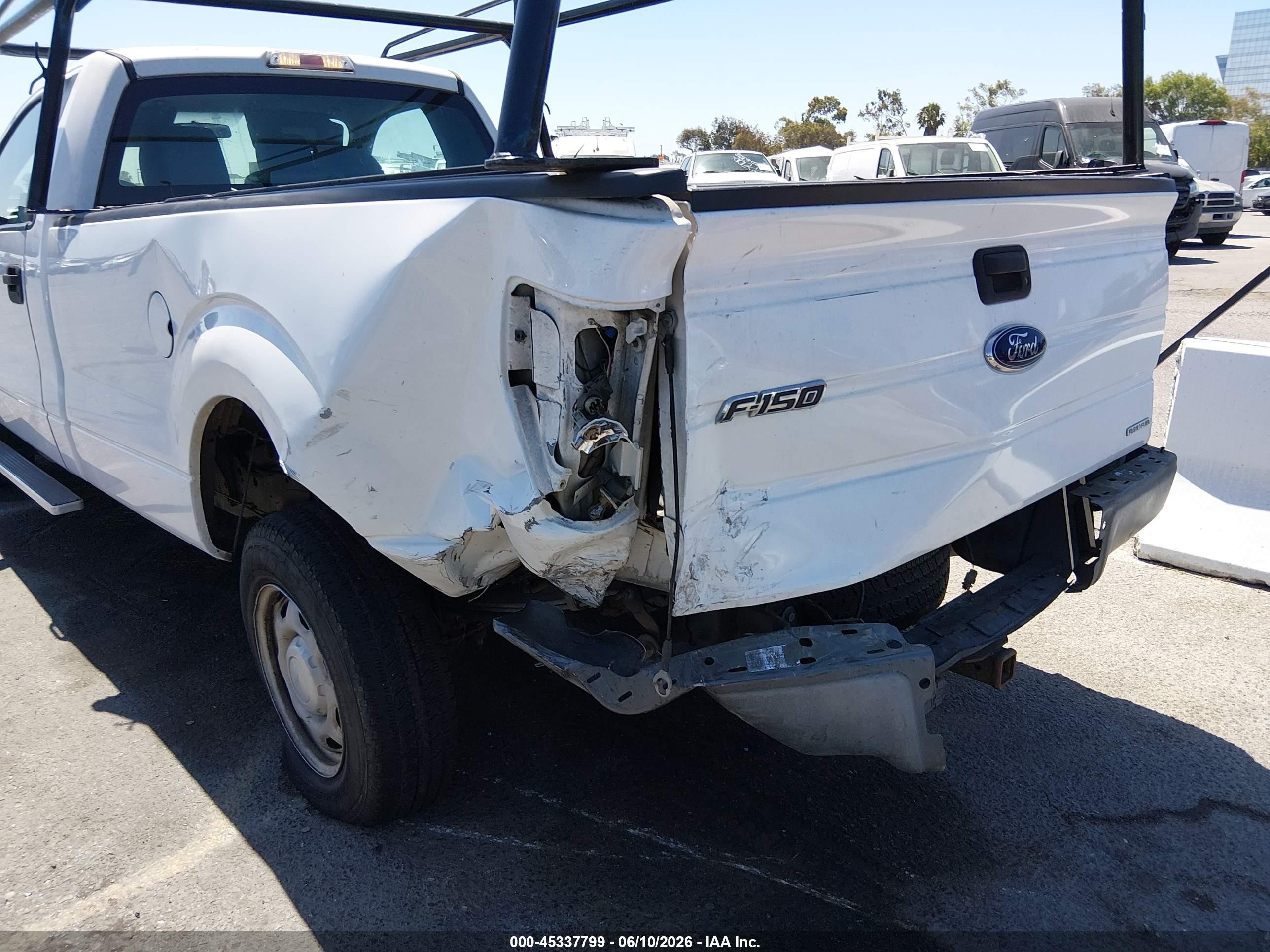 2014 Ford F-150 Xl White vin: 1FTNF1CF3EKE24844