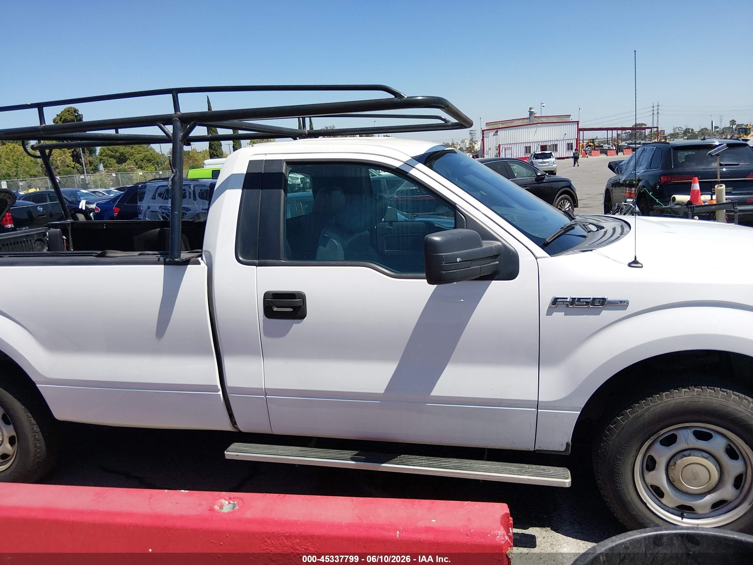 2014 Ford F-150 Xl White vin: 1FTNF1CF3EKE24844