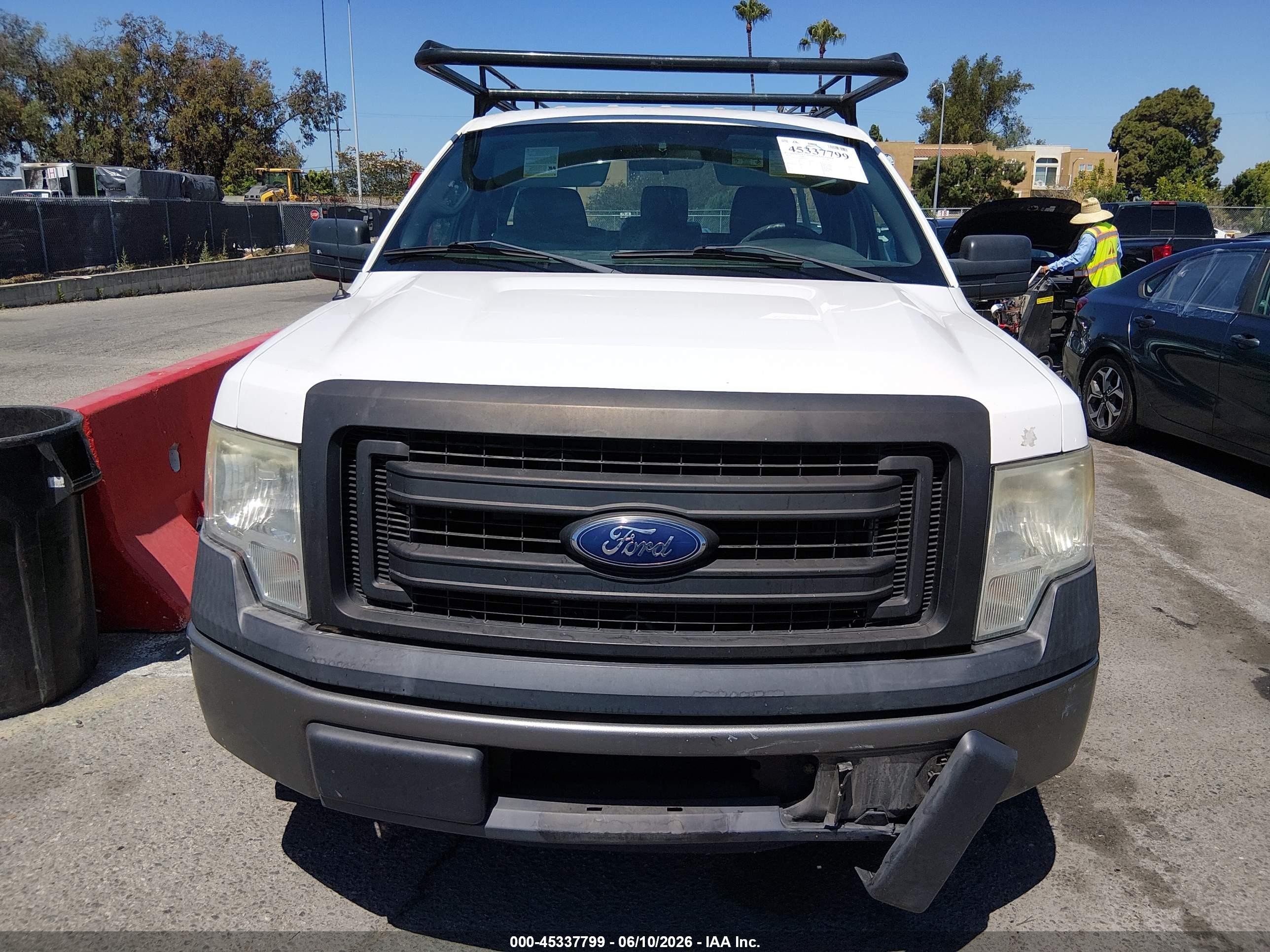2014 Ford F-150 Xl White vin: 1FTNF1CF3EKE24844