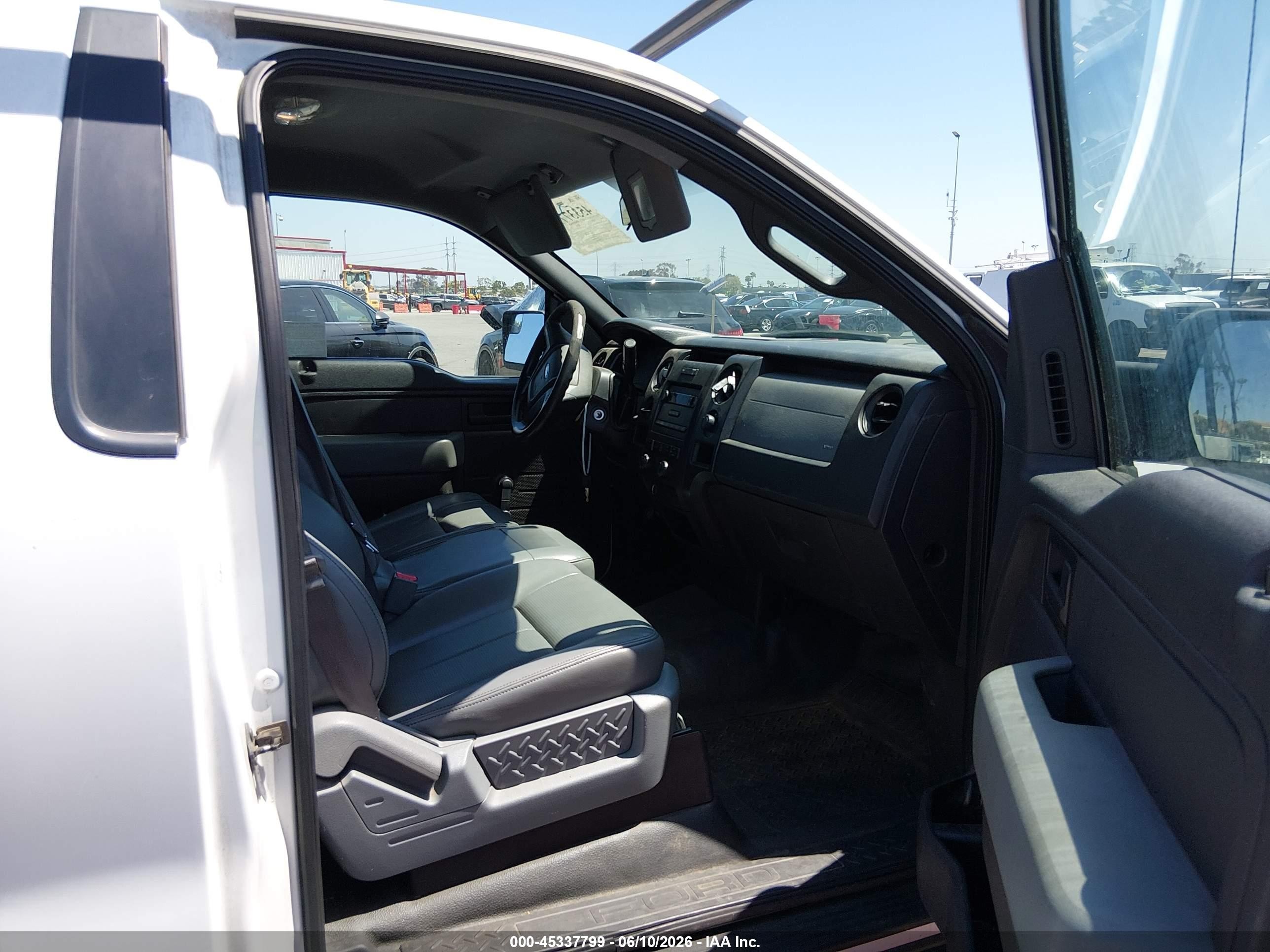 2014 Ford F-150 Xl White vin: 1FTNF1CF3EKE24844