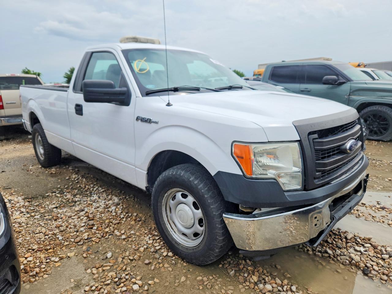 2014 Ford F150 White vin: 1FTNF1CF3EKE89516