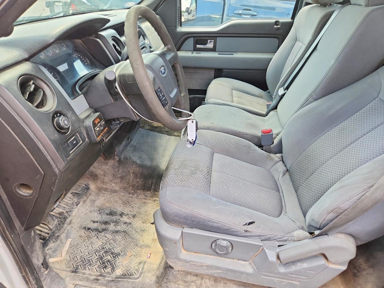 2014 Ford F150 White vin: 1FTNF1CF3EKE89516