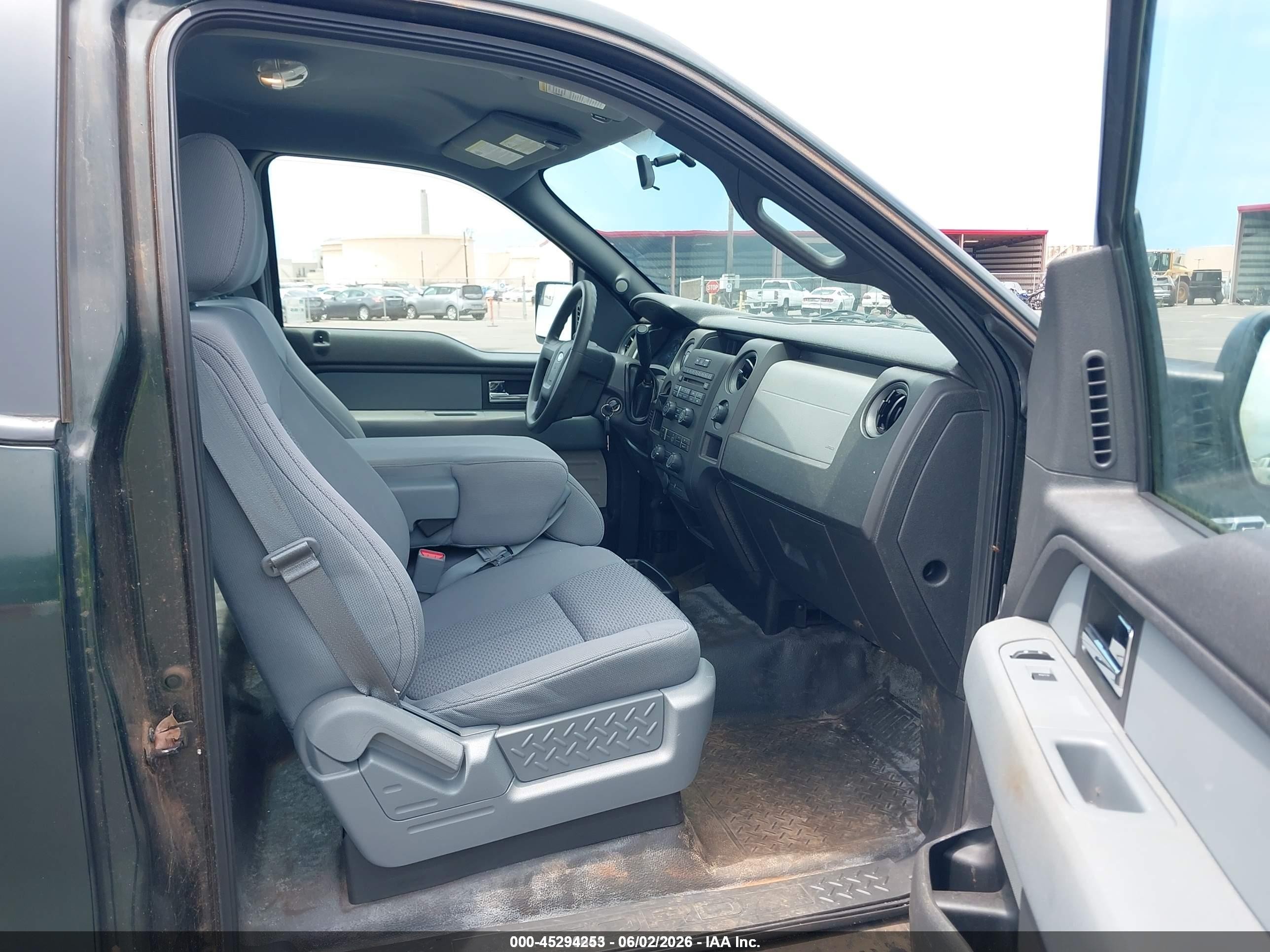 2014 Ford F-150 Xl Green vin: 1FTNF1CF3EKE93131