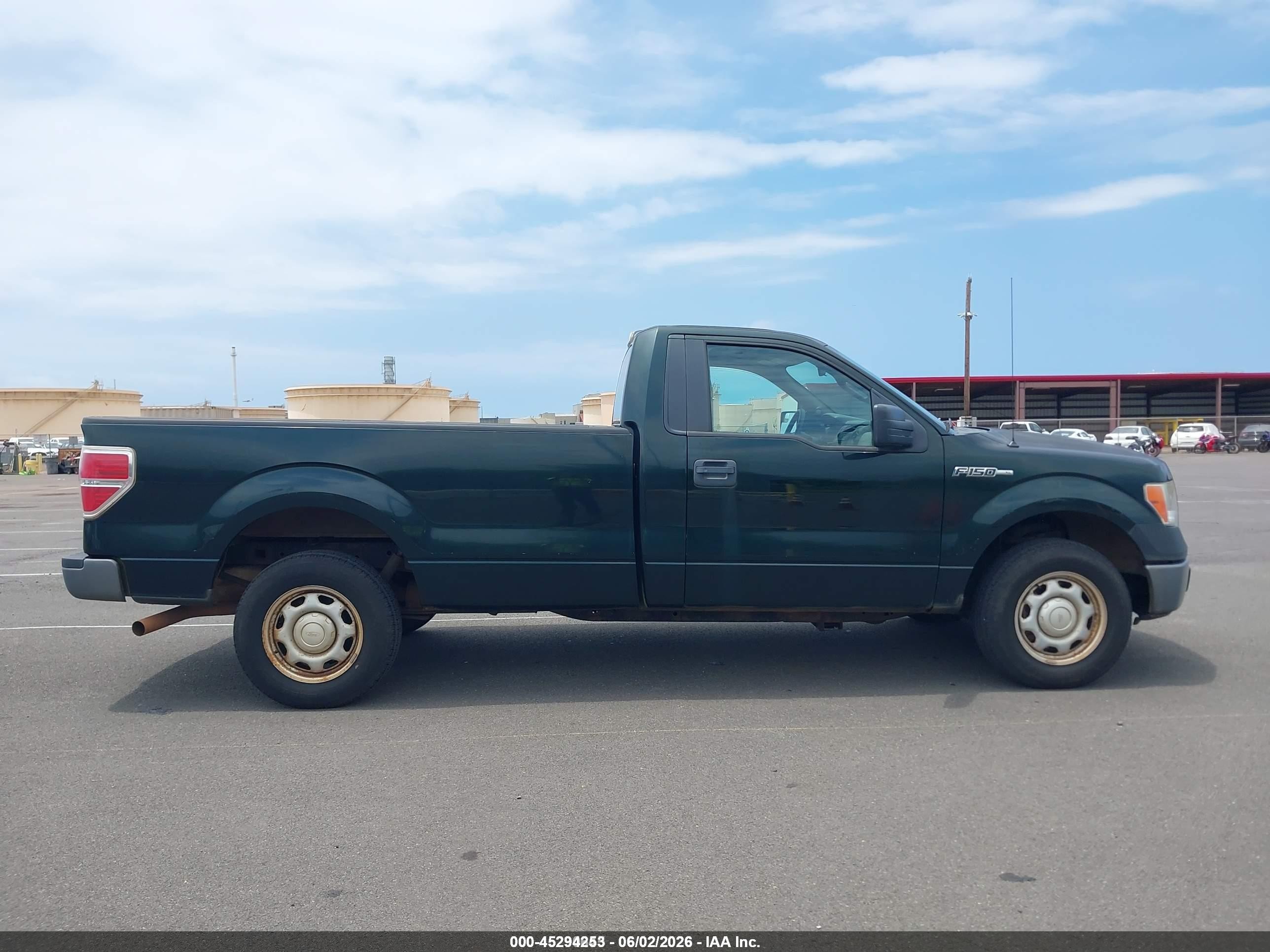 2014 Ford F-150 Xl Green vin: 1FTNF1CF3EKE93131