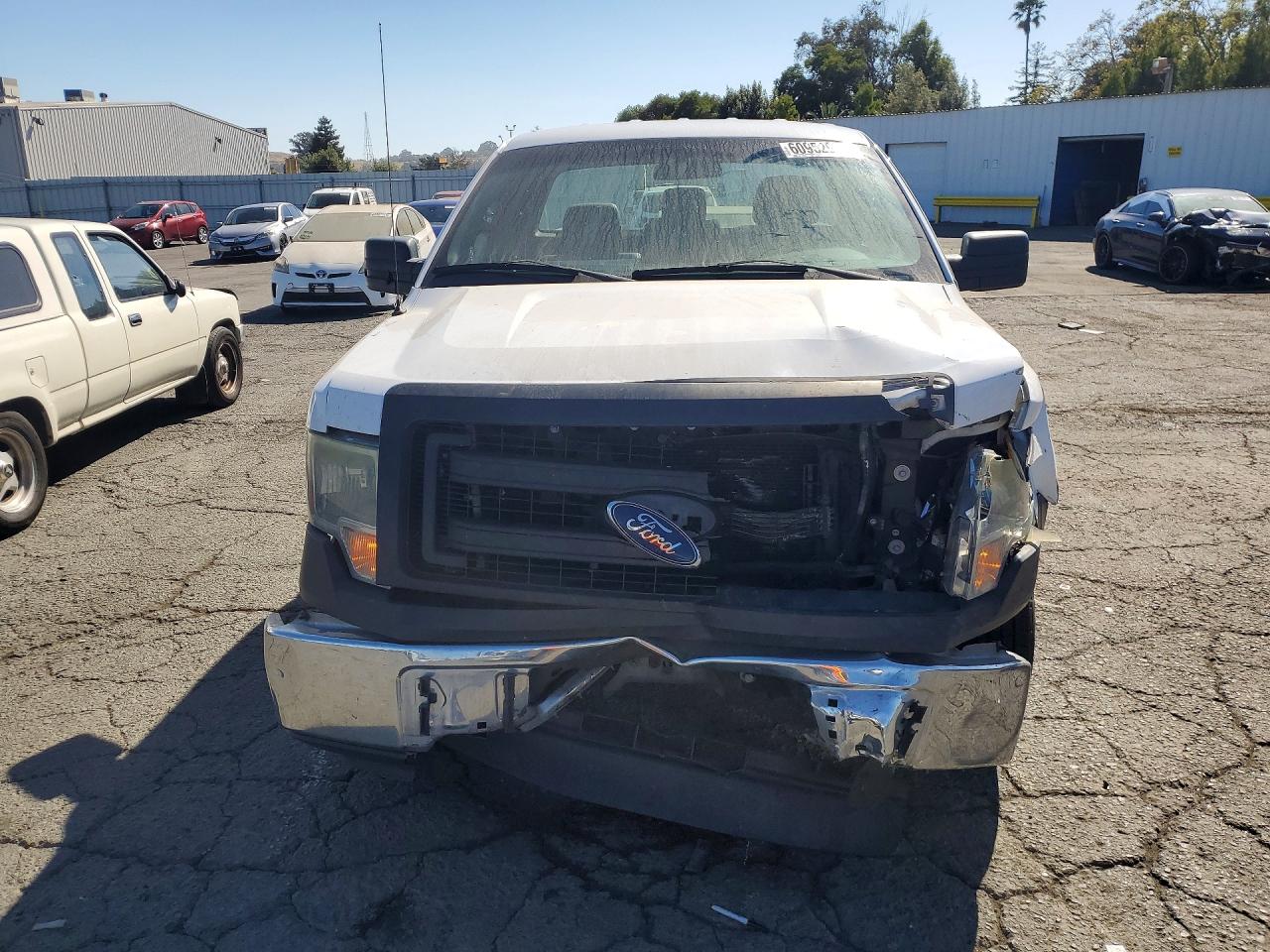 2014 Ford F150 White vin: 1FTNF1CF3EKF78101