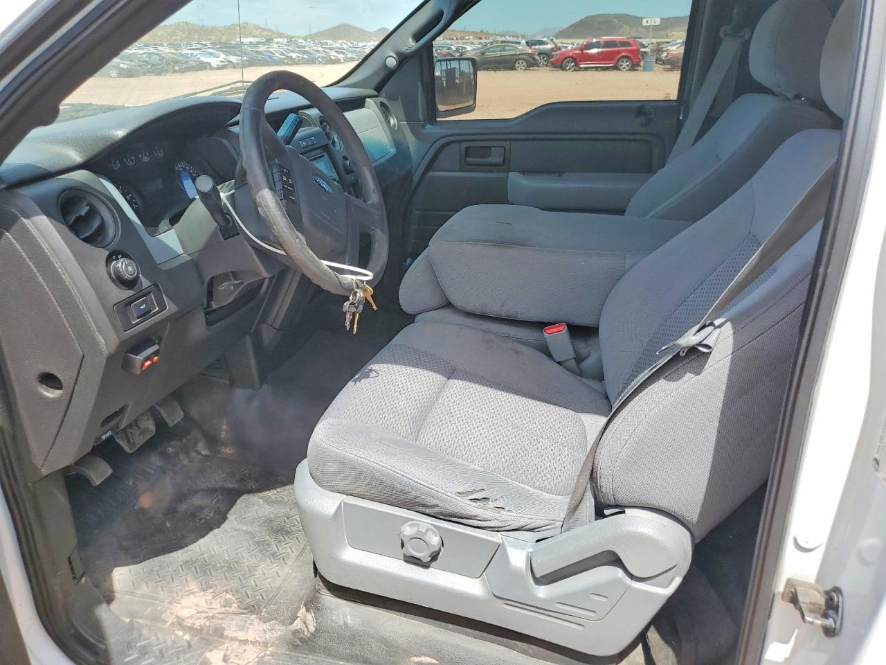 2014 Ford F150 Белый vin: 1FTNF1CF3EKG23683