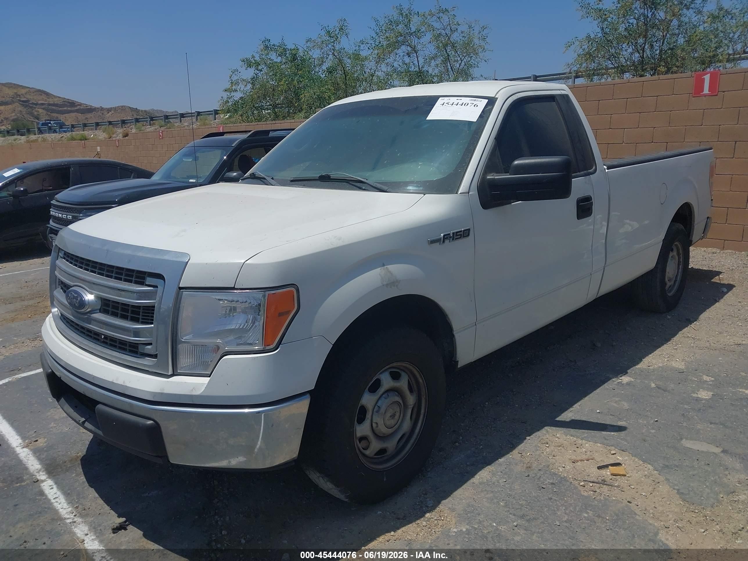 2014 Ford F-150 Xl White vin: 1FTNF1CF4EKD16698