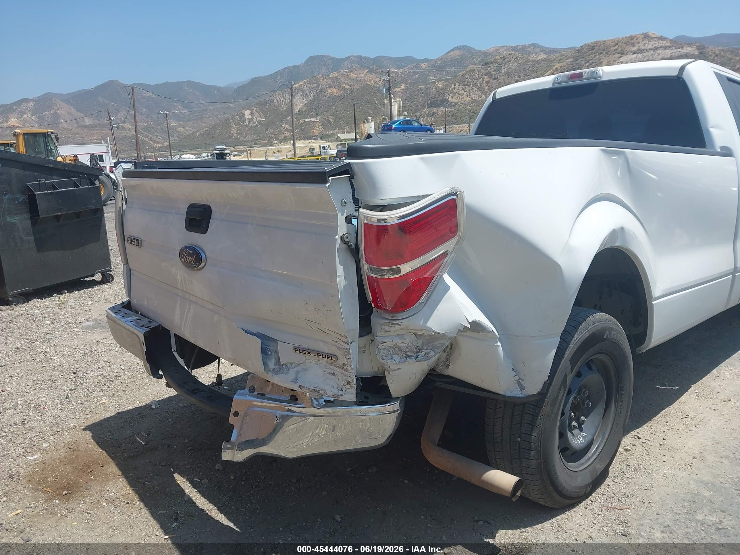 2014 Ford F-150 Xl White vin: 1FTNF1CF4EKD16698