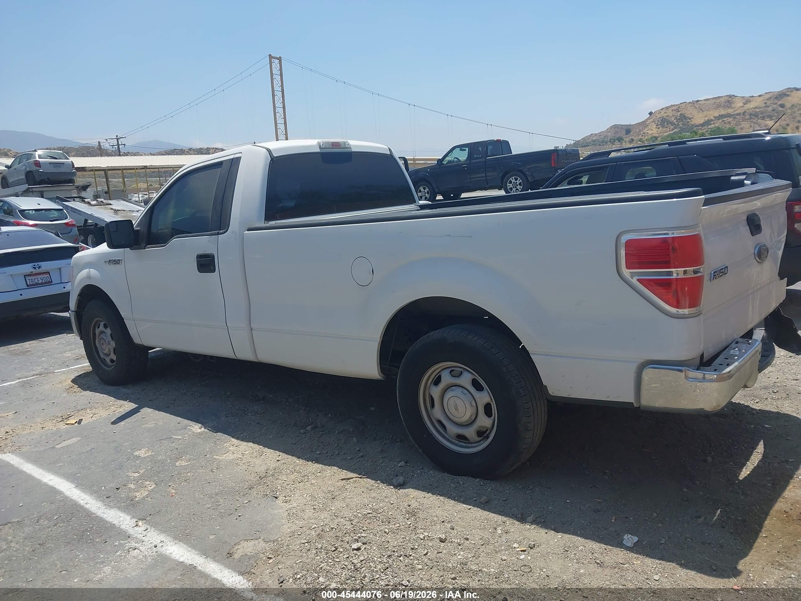 2014 Ford F-150 Xl White vin: 1FTNF1CF4EKD16698
