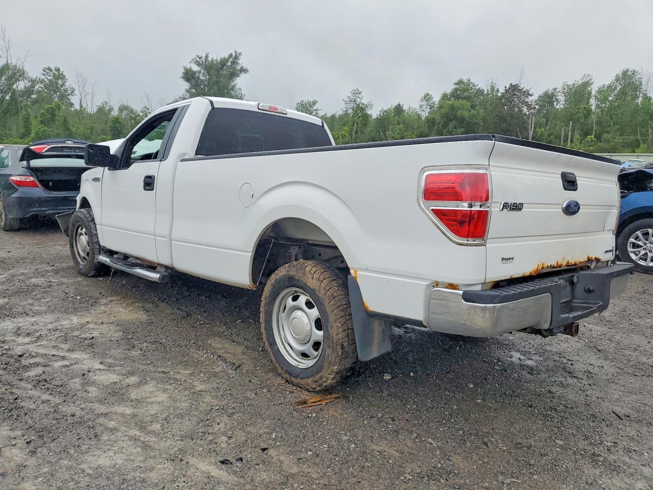 2014 Ford F150 White vin: 1FTNF1CF4EKG18783