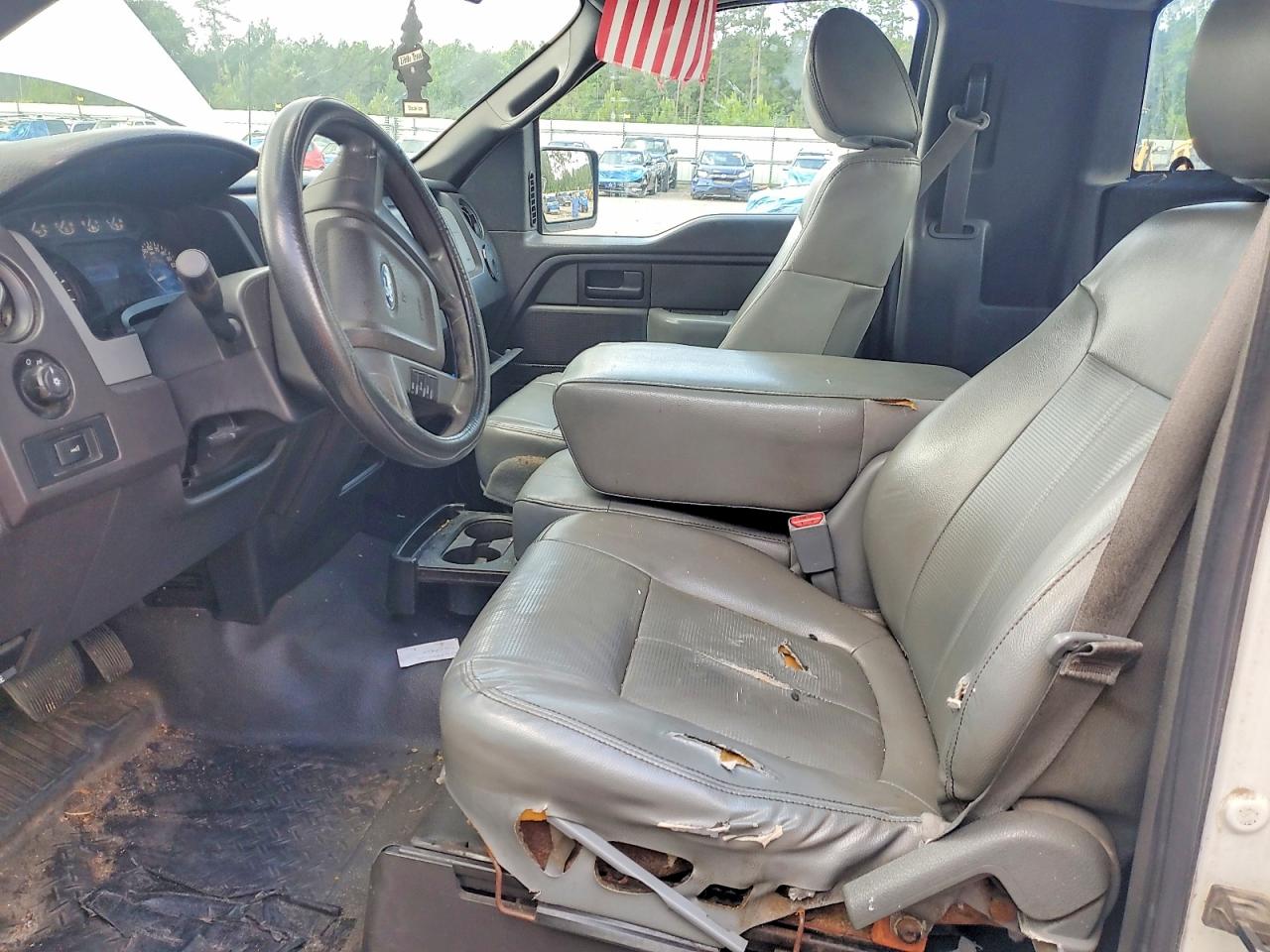 2012 Ford F150 Белый vin: 1FTNF1CF5CKE02146