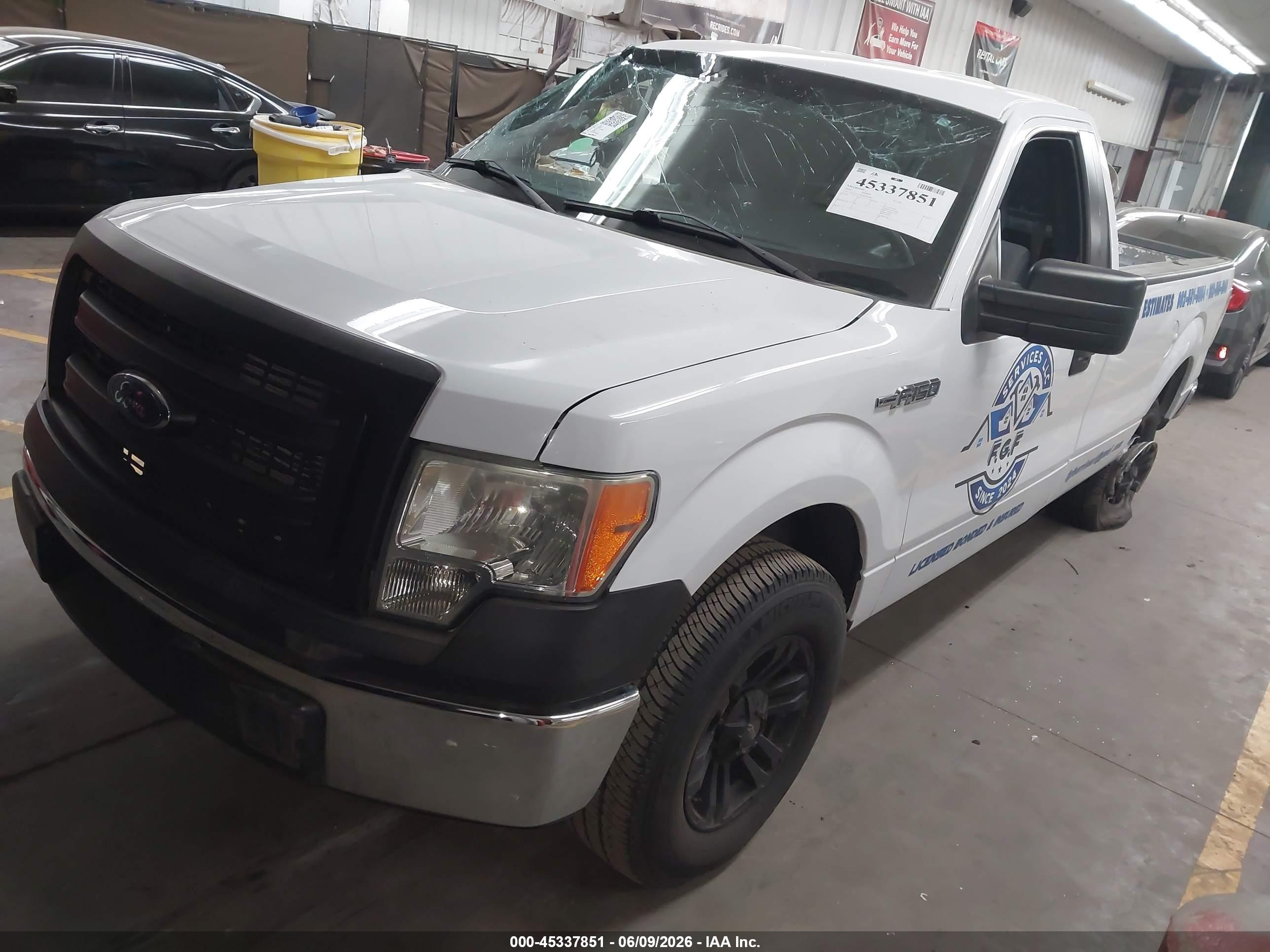 2014 Ford F-150 Xl White vin: 1FTNF1CF5EKG50058