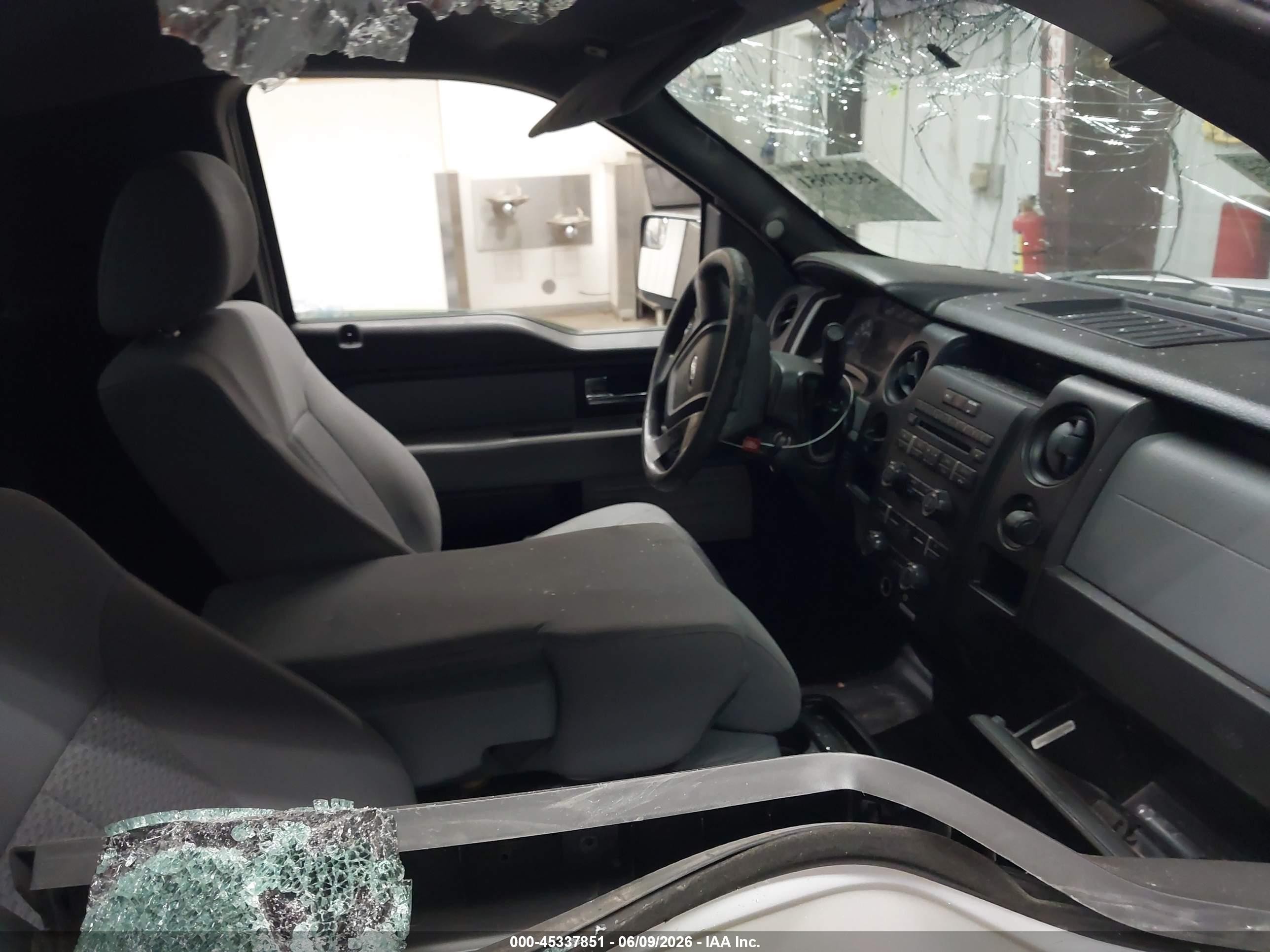 2014 Ford F-150 Xl White vin: 1FTNF1CF5EKG50058