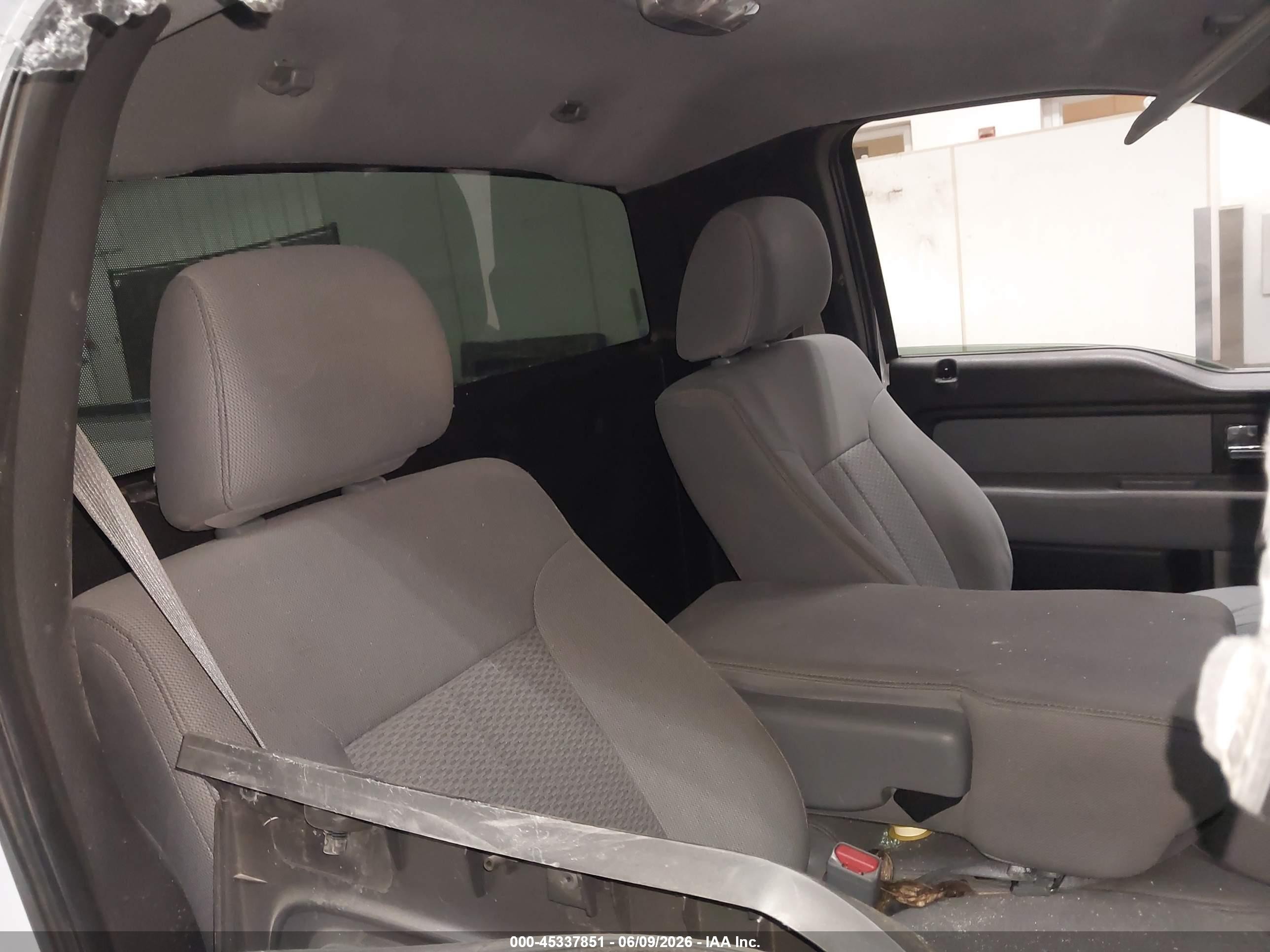 2014 Ford F-150 Xl White vin: 1FTNF1CF5EKG50058