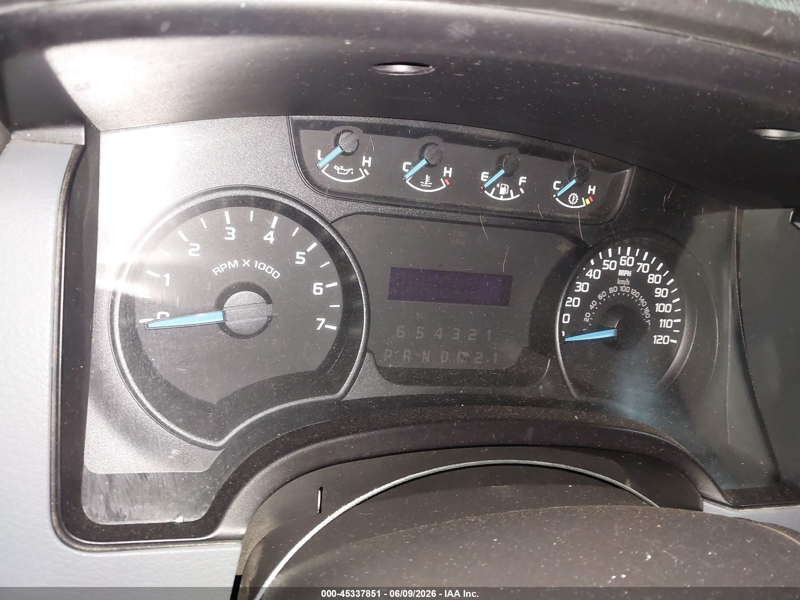 2014 Ford F-150 Xl White vin: 1FTNF1CF5EKG50058