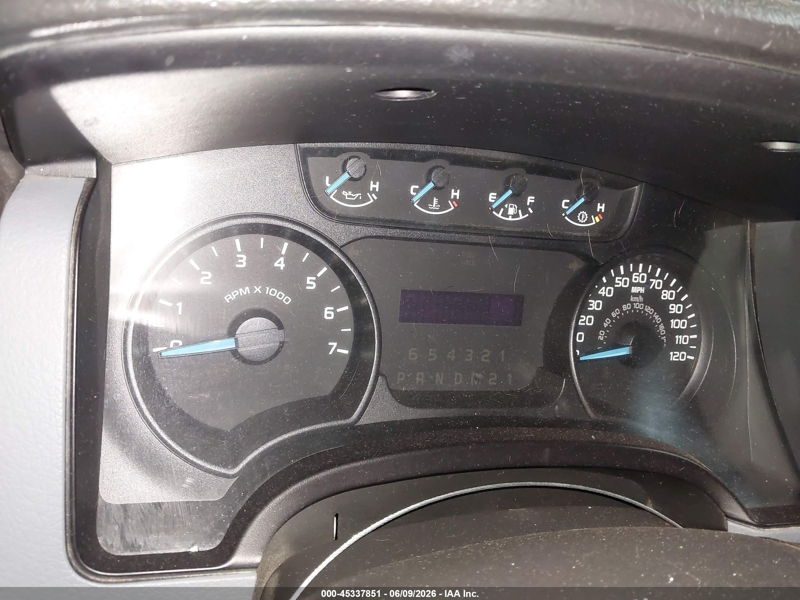 2014 Ford F-150 Xl White vin: 1FTNF1CF5EKG50058