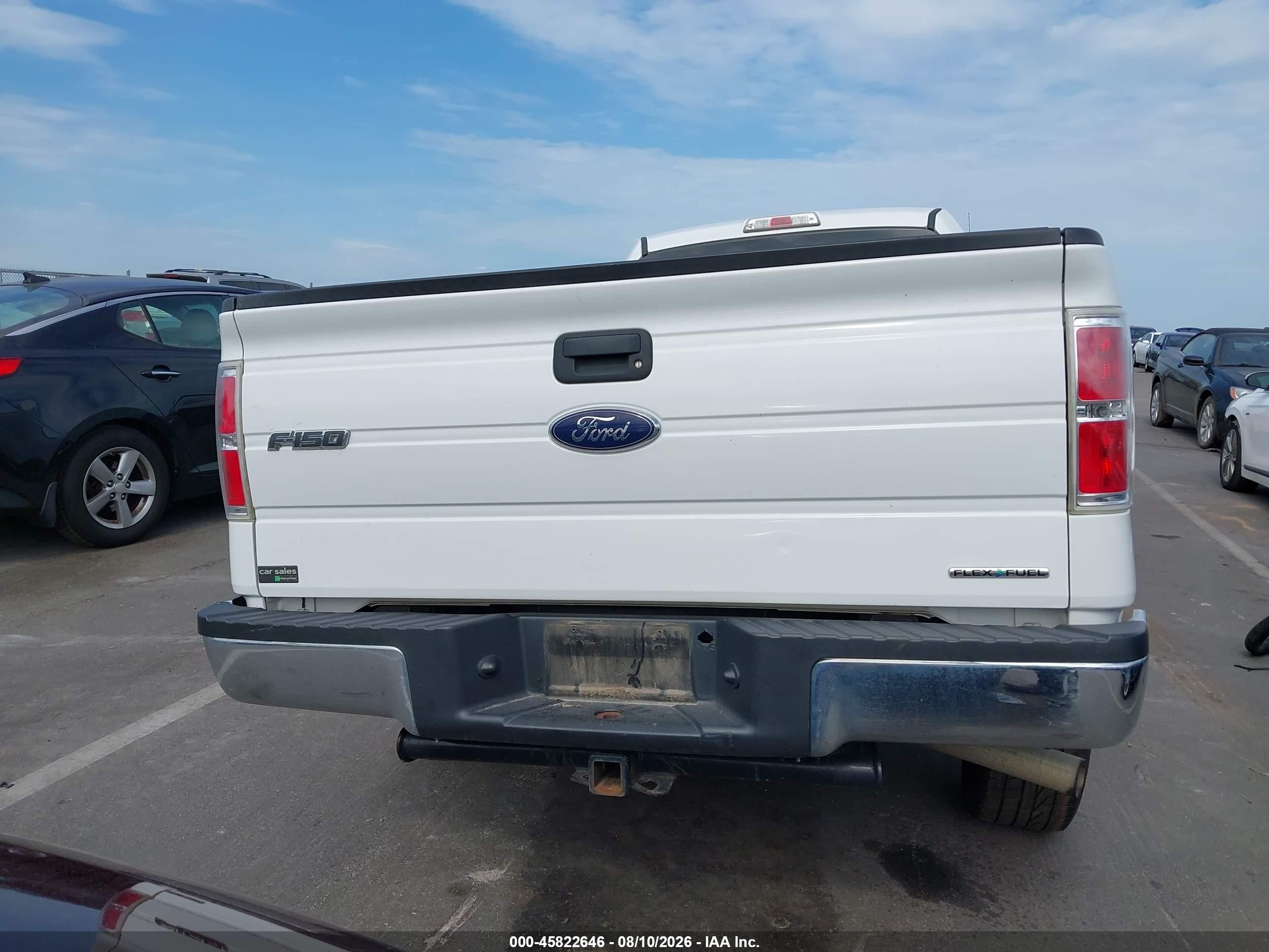 2014 Ford F-150 Xl Белый vin: 1FTNF1CF6EKE27382