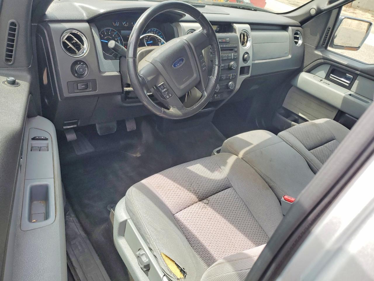 2012 Ford F150 Silver vin: 1FTNF1CF7CKD57579