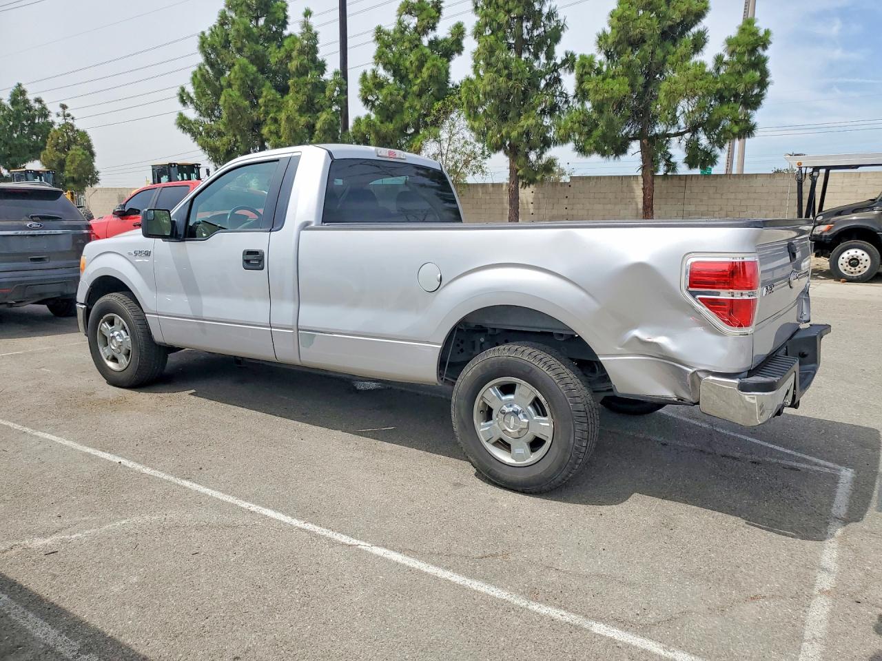 2012 Ford F150 Silver vin: 1FTNF1CF7CKD57579