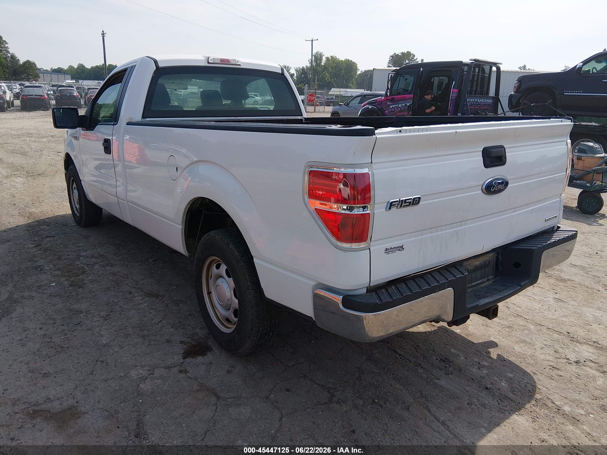 2013 Ford F-150 Xl/xlt White vin: 1FTNF1CF7DKD34806