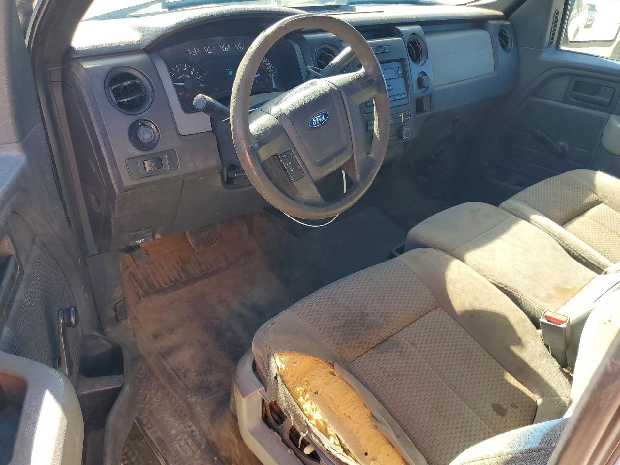 2012 Ford F150 White vin: 1FTNF1CF9CKD39780