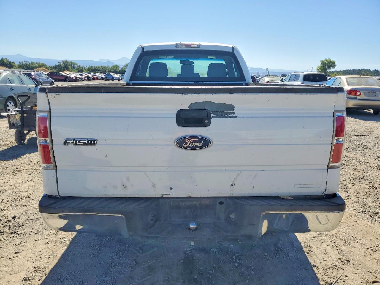 2012 Ford F150 White vin: 1FTNF1CF9CKD39780