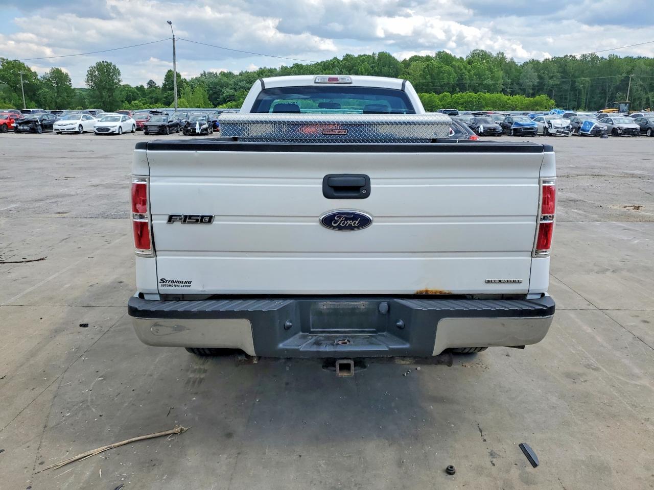 2014 Ford F150 White vin: 1FTNF1CF9EKD48188