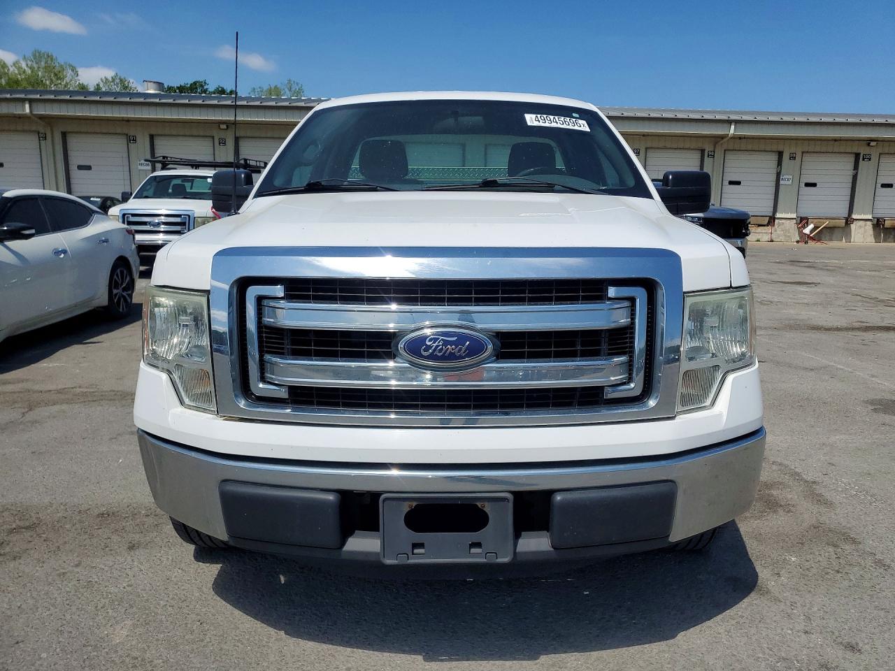 2014 Ford F150 White vin: 1FTNF1CF9EKD48188