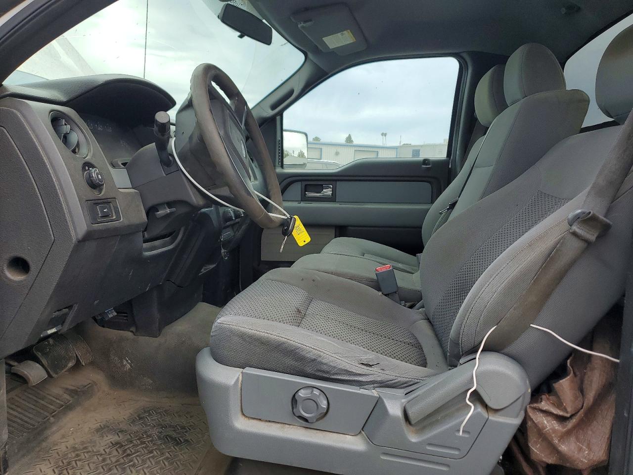 2014 Ford F150 White vin: 1FTNF1CF9EKD64181