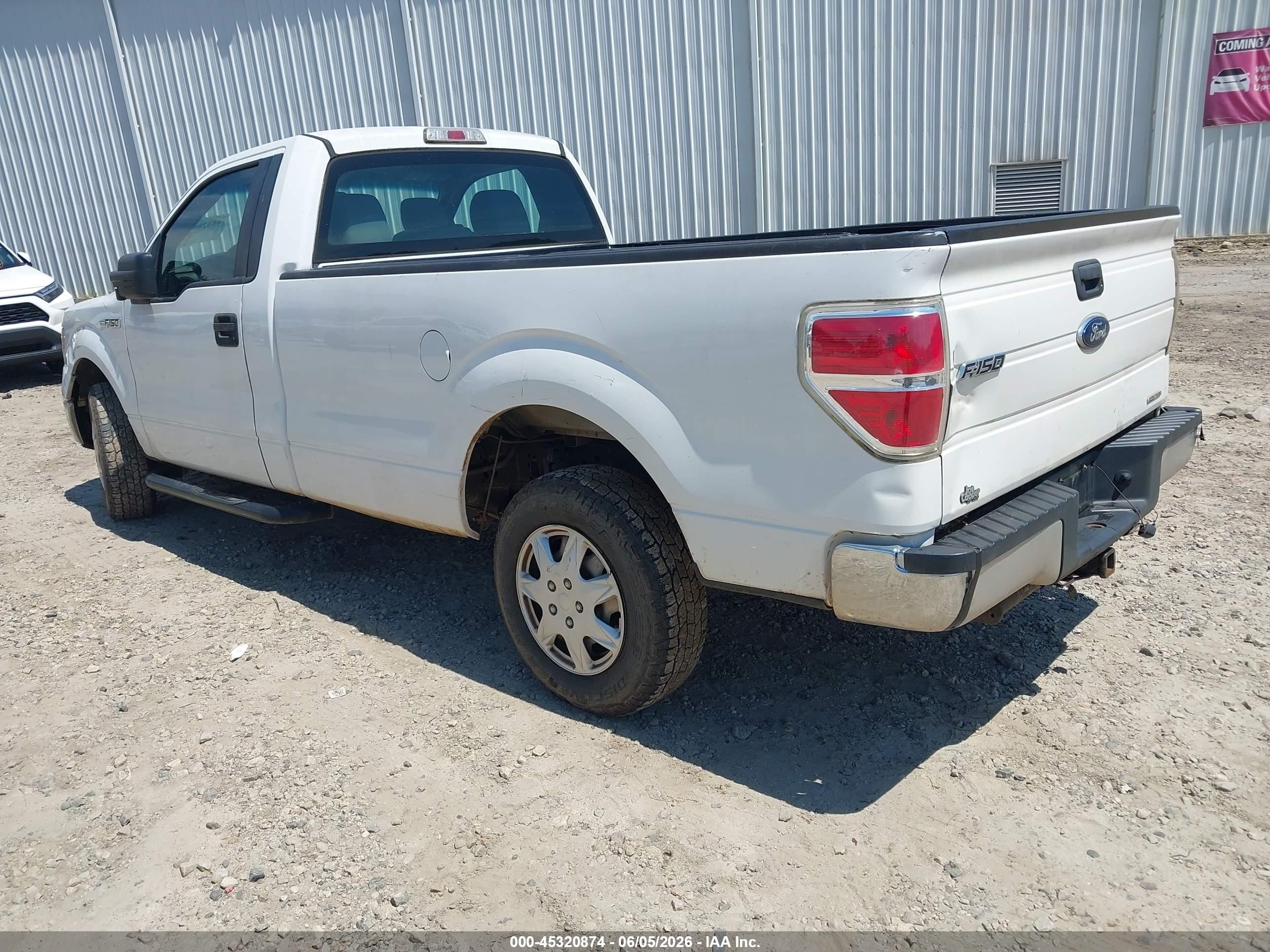 2014 Ford F-150 Xl White vin: 1FTNF1CFXEKD17659