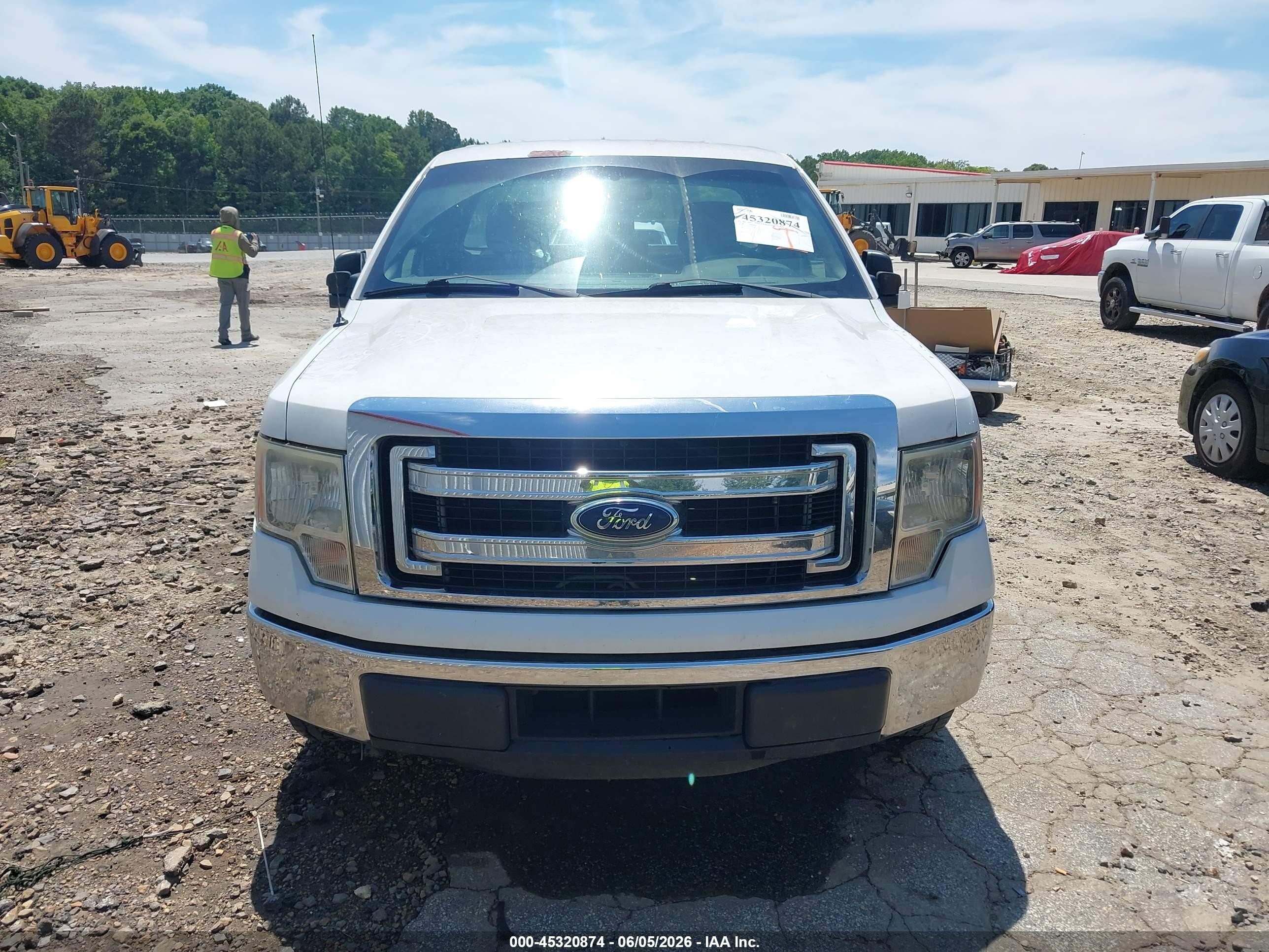 2014 Ford F-150 Xl White vin: 1FTNF1CFXEKD17659