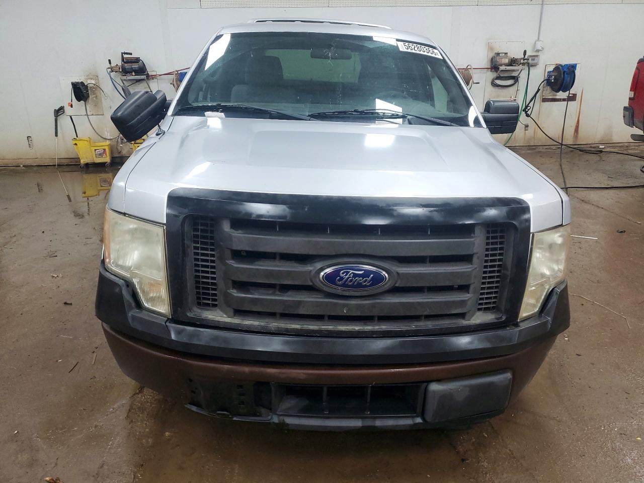 2013 Ford F150 Silver vin: 1FTNF1CT0DKF24811