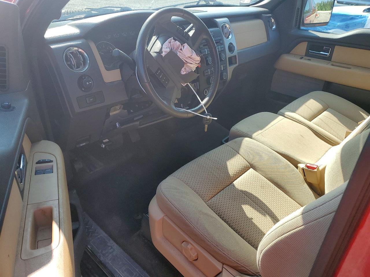 2012 Ford F150 Red vin: 1FTNF1CT3CKD53227